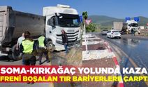 Kırkağaç'ta kaza: Tır bariyerlere çarptı