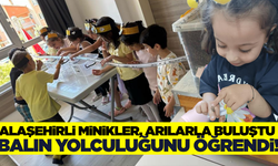 Alaşehir'de minik öğrencilerden 'Dünya Arı Günü' etkinliği!