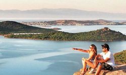 Ege'de büyüleyici manzara, esrarengiz mitolojik efsanelerle dolu tatil