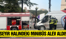 Kütahya'da minibüs alev aldı!