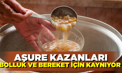 Bolluk ve bereket için evlerde aşure kazanları kaynıyor