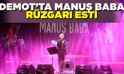 Manuş Baba, DEMOT'ta sevenleriyle buluştu