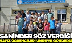 Sözünü tuttu: SANİMDER hafız öğrencileri Umre’ye gönderdi