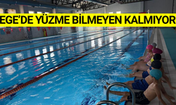 Bozdoğanlı çocuklar yüzme öğrenerek hem eğleniyor hem gelişiyor