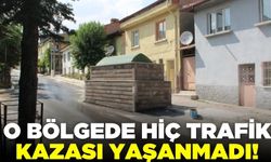 Ege'de yol ortasında duran Türbenin gizemi!