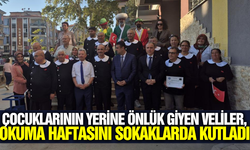 Denizli'de siyah önlüklerle anılar canlandı