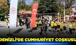 Denizli'de çocuklar cumhuriyete koştu