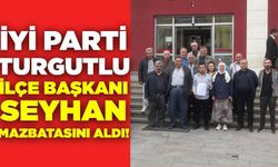 İYİ Parti Turgutlu İlçe Başkanı Özgür Seyhan mazbatasını aldı