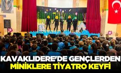 Muğla'da minikler tiyatro ile buluştu