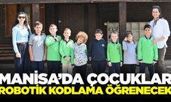 Manisa’da çocuklar robotik kodlamayla geleceğe hazırlanıyor
