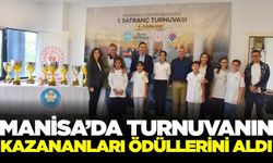 Manisa'da genç zihinler satrançta yarıştı