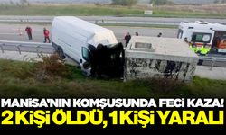 Minibüs beton bloğa çarptı: 2 ölü 1 yaralı
