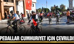 Yunusemre’de 150 bisikletçi Cumhuriyet için pedal çevirdi