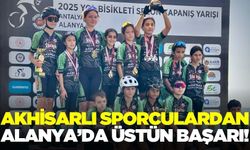 Akhisar İlçe Spor Kulübü'nden madalya yağmuru