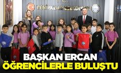 Başkan Ercan'a öğrencilerden ziyaret!