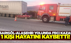 Sarıgöl-Alaşehir yolunda otomobil tıra arkadan çarptı