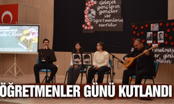 Selendi'de öğretmen günü coşkuyla kutlandı