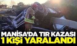 Manisa'da kontrolden çıkan tır kaza yaptı