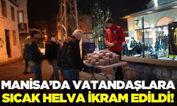 Akhisar'da Miraç Kandili'nde helva dağıtıldı!