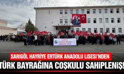 Sarıgöl’de bayrak sevgisi şiirler ve şarkılarla yankılandı