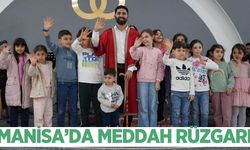 Akhisar’da izleyicilerden meddah gösterimine tam not