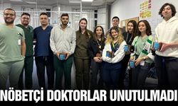 Manisa'da nöbetçi doktorlara Tıp Bayramı jesti
