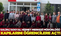 Salihli'de kurum işleyişi gençlere anlatıldı