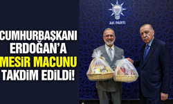 Yenişehirlioğlu, Cumhurbaşkanı Erdoğan’a mesir macunu takdim etti