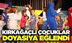 Kırkağaç’ta 23 Nisan coşkusu akşam saatlerinde de devam etti