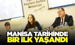 Manisa'da meclis kürsüsü geleceklerimize emanet