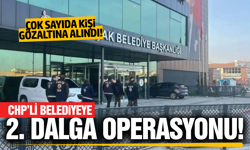 Uşak Belediyesi'nde çok sayıda kişi gözaltına alındı