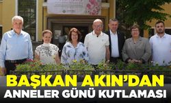 Çetin Akın’dan Anneler Günü’ne özel kutlama