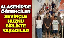 Alaşehir'de bir yanda karne sevinci bir yanda ayrılığın hüznü