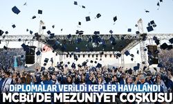 MCBÜ İİBF ve Teknoloji Fakültesi öğrencileri mezun oldu