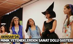 Akhisar'da minik yeteneklerden sanat dolu gösteri