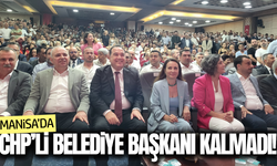 Besim Dutlulu ve 14 ilçe belediye başkanı YENİ Parti'ye katıldı