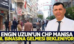 Manisa CHP İl Başkanlığı önünde hareketli dakikalar!