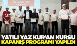 Akhisar'da Yatılı Yaz Kur'an Kursu Öğrencileri Belgelerini Aldı