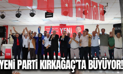 YENİ Parti Kırkağaç'ta yeni üyelere rozet takıldı!