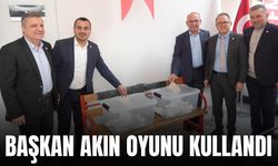 Çetin Akın, Manisa İl Başkanlığı ön seçimi için Turgutlu’da oy kullandı