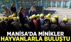 Manisa'da minikler bakımevindeki hayvanlarla buluştu