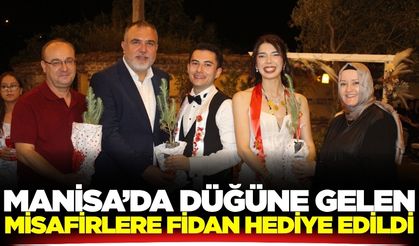 Akhisar'da Örnek Düğün: İrem ve Orkun Çiftinden Fidanlı Gelecek Sözü
