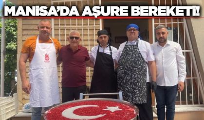 Manisa'da mahalle sakinleri aşure hayrında buluştu