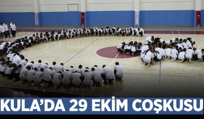 Kula'da Cumhuriyetin 103. yılı kutlandı