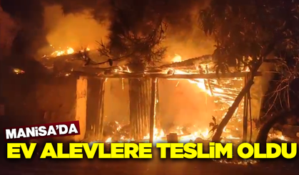 Kırkağaç'ta bağ evi yandı