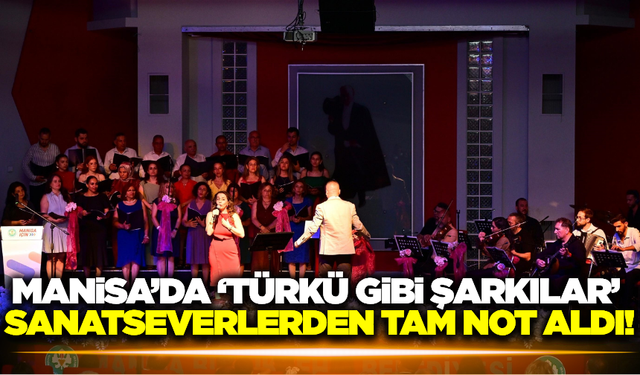 Büyükşehir'in Türk Halk Müziği Korosu, ayakta alkışlandı!
