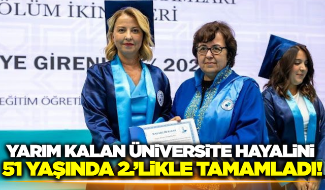 Yarım kalan üniversite hayalini tamamladı:  51 yaşında 2.’likle mezun oldu