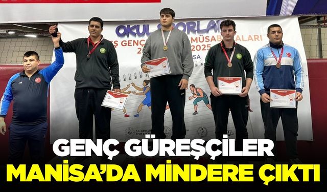 Genç güreşçiler Manisa'da hünerlerini sergiledi