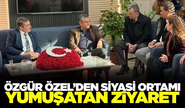 Özgür Özel'den AK Partili Saruhanlı Belediyesine ziyaret