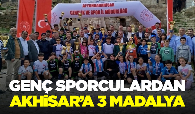 Akhisarlı Sporculardan Madalya Yağmuru